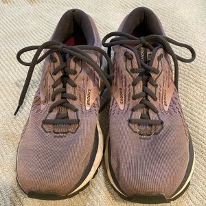 Brooks Ghost 13 Purple & Gray Women’s Size 9